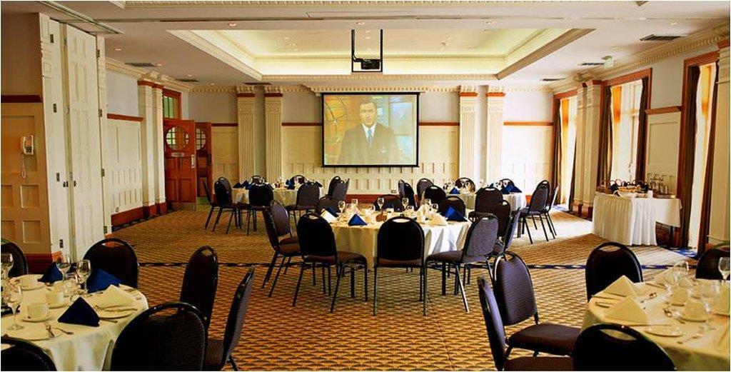 Coogee Bay Boutique Hotel سيدني المطعم الصورة